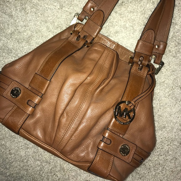 Tan MK bag! - Picture 2 of 4